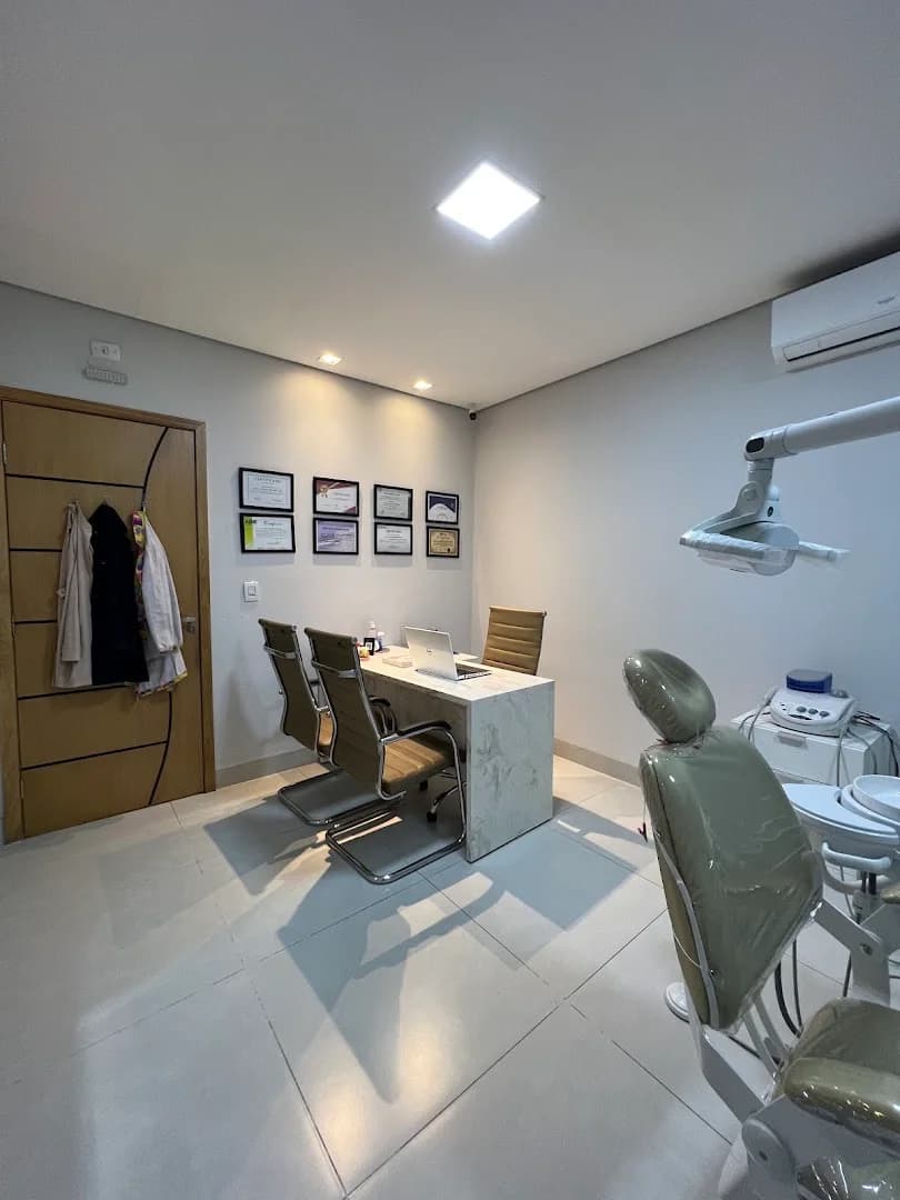 Dra Luhara Carvalho - Dentista em Cuiabá – foto 3