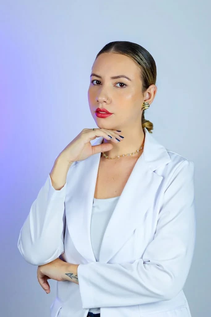 Dra Ariela - Estética Avançada - Harmonização - Lifting não cirúrgico