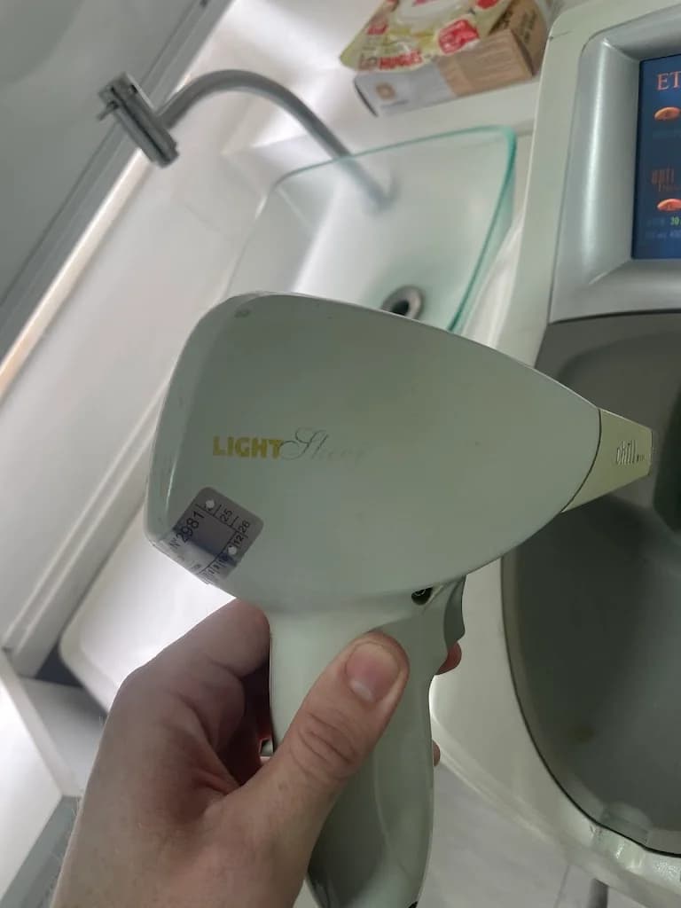 Copa Laser Depilação a Laser em Copacabana/ Laser de Diodo, Limpeza de Pele, Peeling, Drenagem Linfática, Gordura Localizada – foto 2