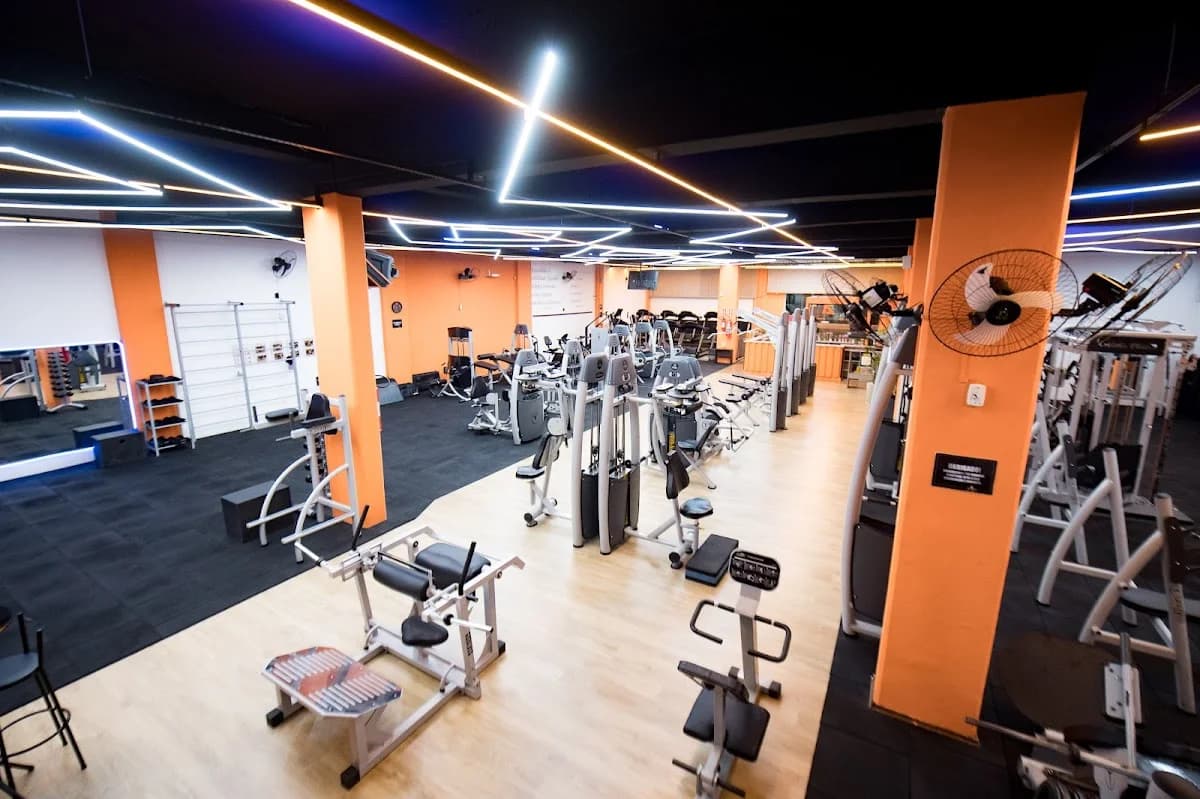 Academia Action Fit Jardim Lindóia - Especializada em emagrecimento feminino - Porto Alegre – foto 1