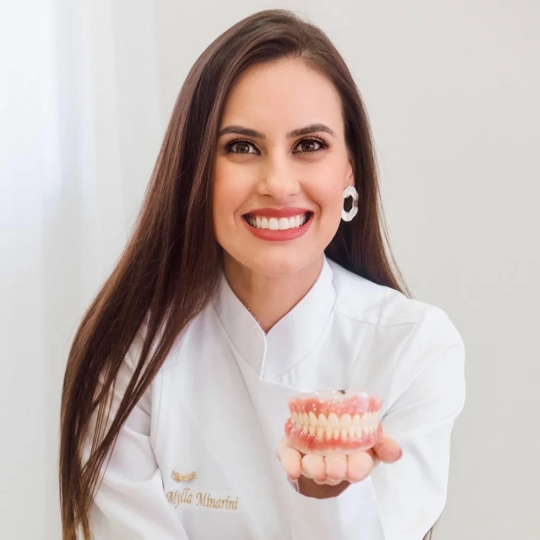 Dentista Dra. Mylla Haag – foto 1