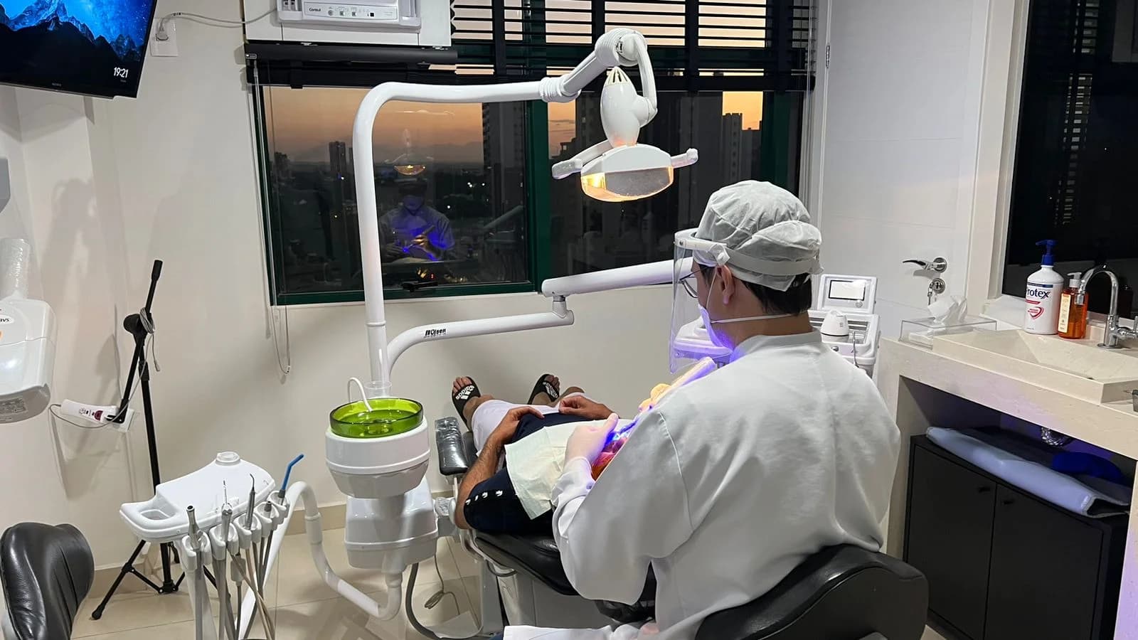 Dr. Lisandro Gonçalves | Dentista Maringá – foto 3