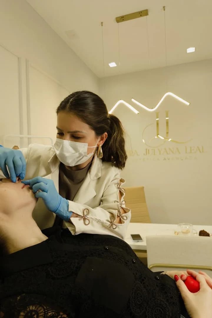 Dra. Julyana Leal |Harmonização Facial – foto 2