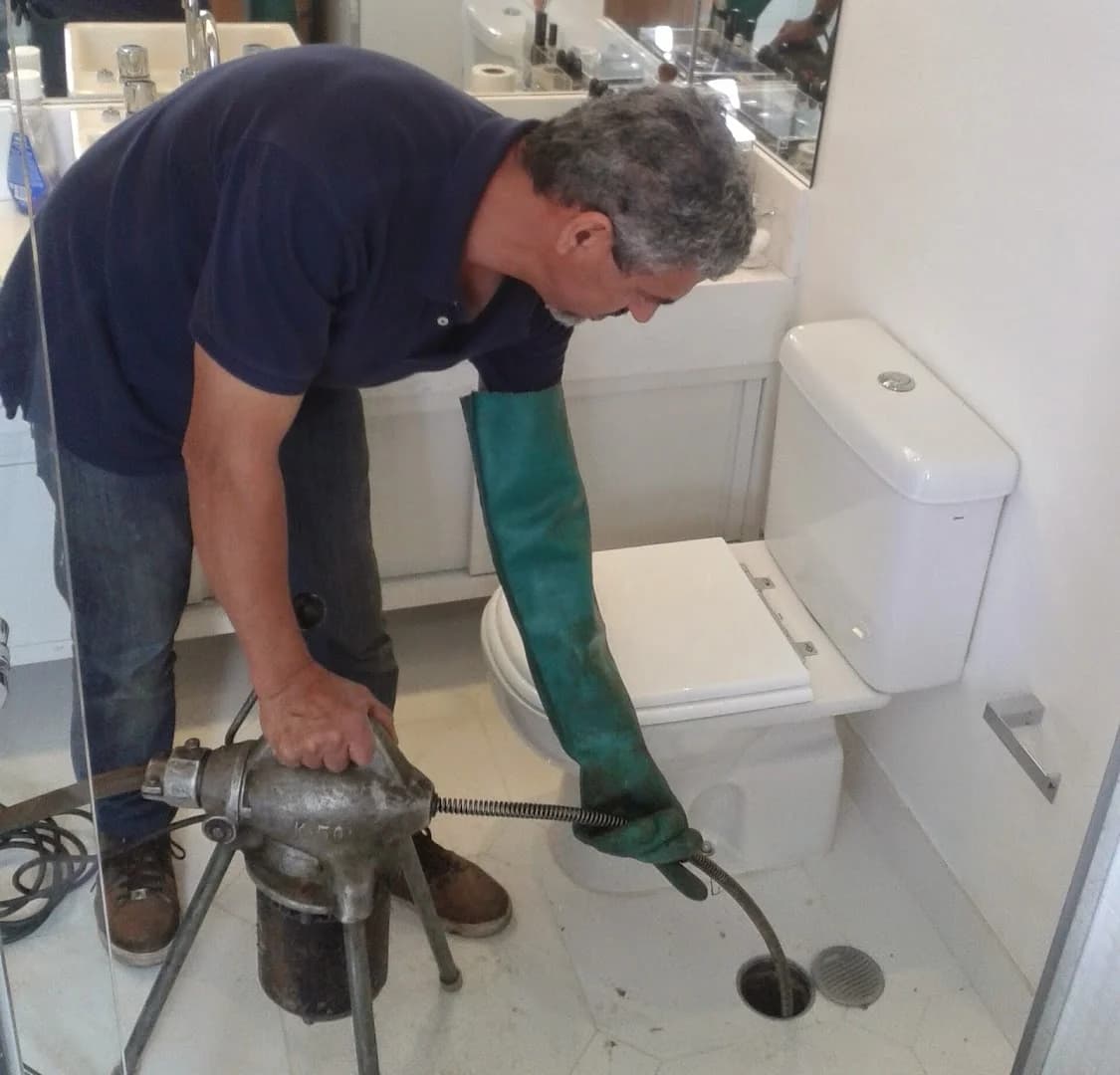 ABS SOLUÇÕES BOMBEIRO HIDRÁULICO LTDA – foto 1