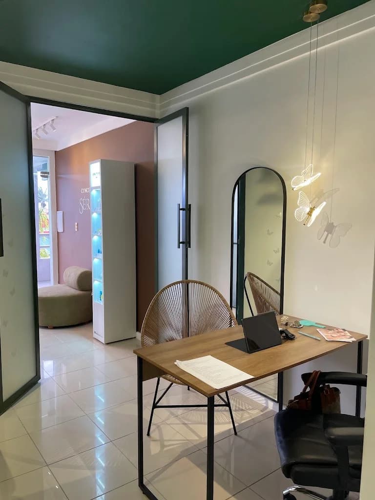 Concept Clinic Sérénique — Harmonização glútea, harmonização facial, botox, clínica de estética em Lauro de Freitas, – foto 1