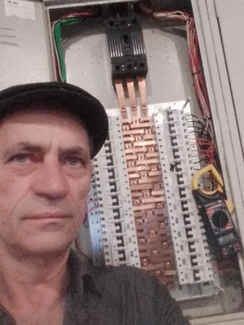 A.D.N Técnicos - Eletricista - Encanador e Hidraúlico Porto Alegre – foto 3