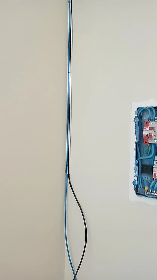 ELETRICISTA ANDERSON SANTOS MANUTENÇÃO E INSTALAÇÕES ELÉTRICAS – foto 2