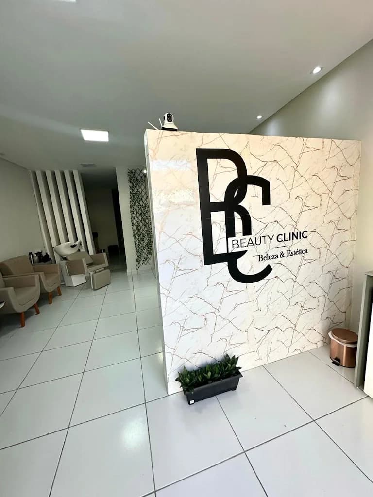 Dra Thamires Oliveira - Estetica Avançada e Harmonização Facial – foto 2