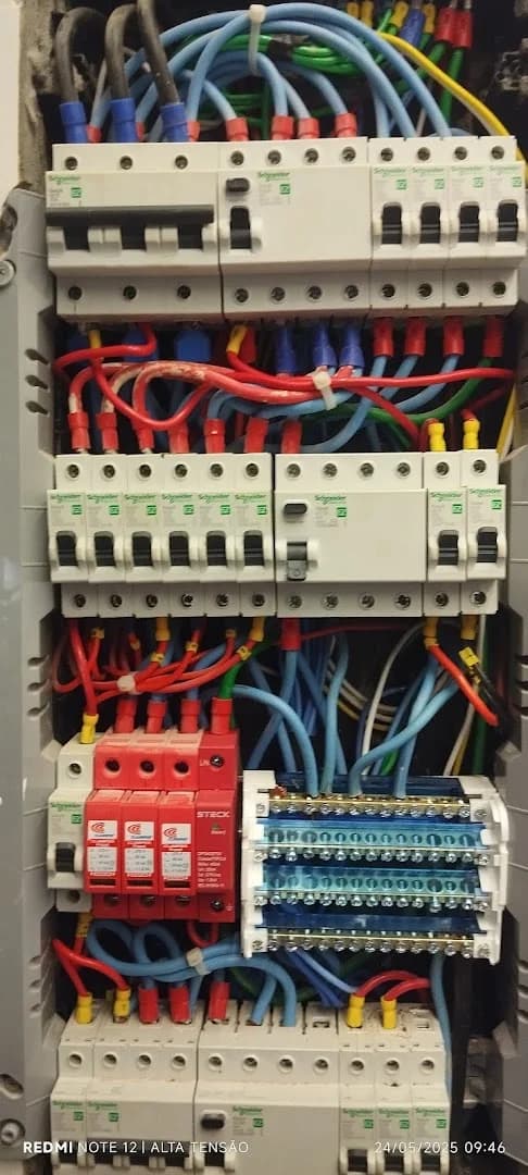 Eletricista e encanador Alta tensão – foto 3