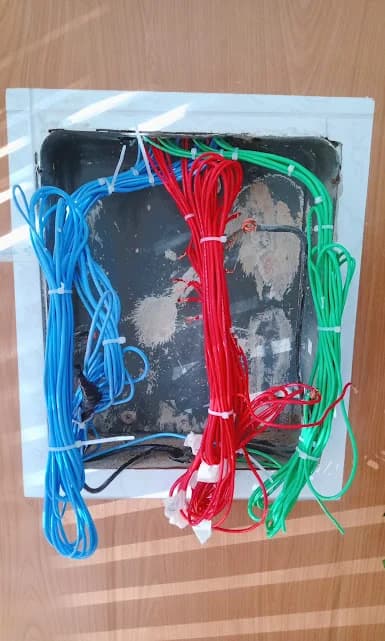 Eletricista Fort CE 24h - Instalações e Manutenções em Fortaleza – foto 3