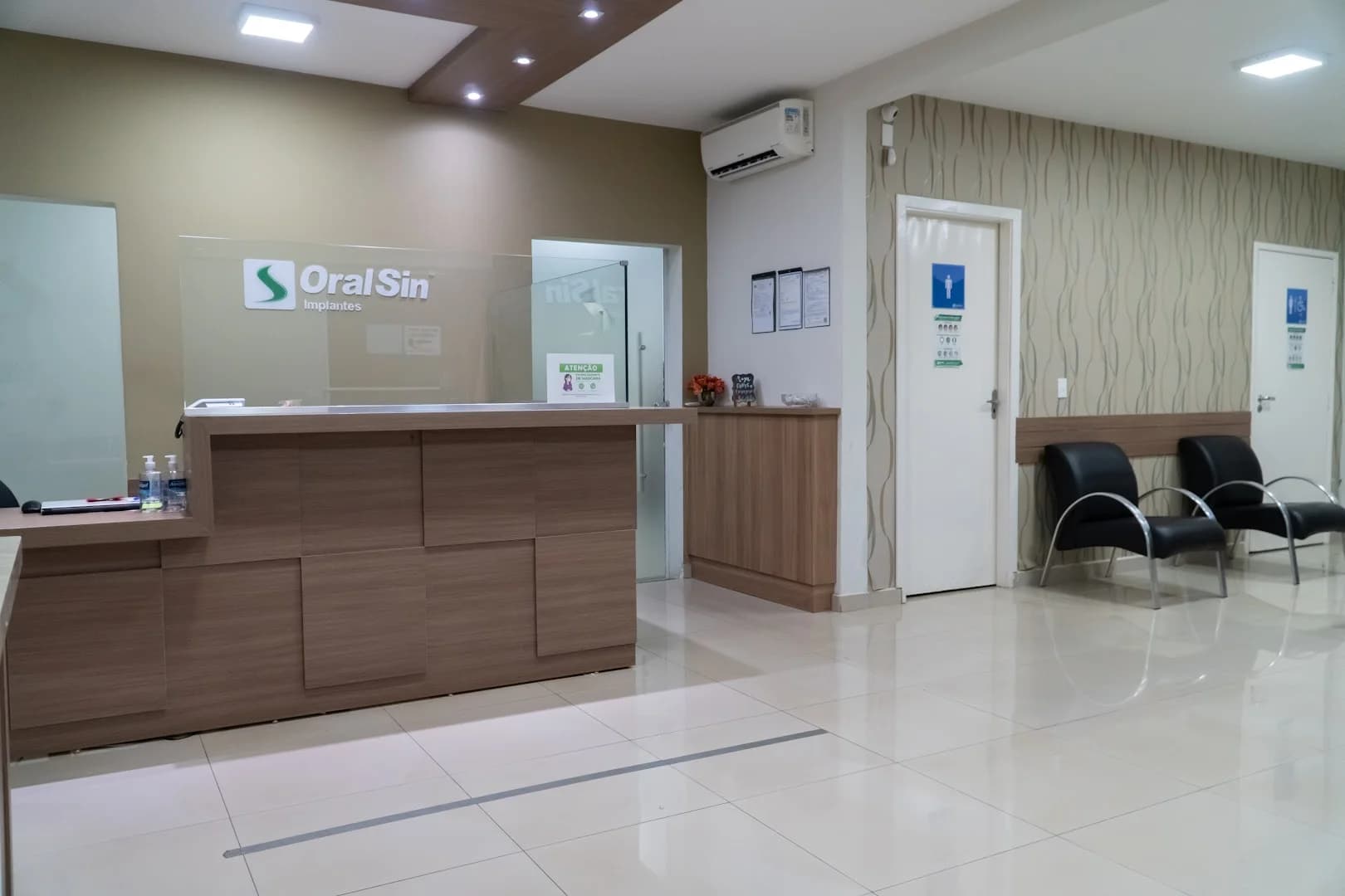 ORAL SIN IMPLANTES DENTÁRIOS | DENTISTA EM CAMPO GRANDE | VILA ALBA – foto 2