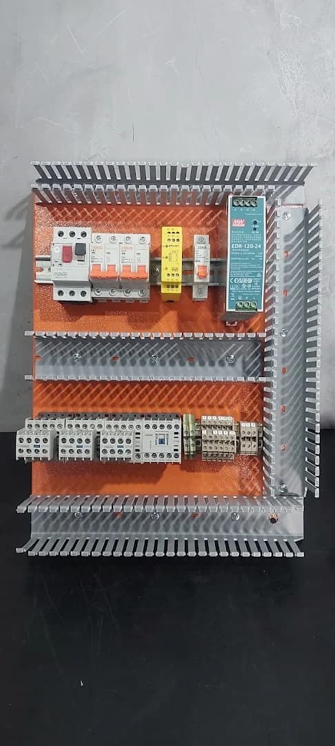 RLSERVICOS , Eletricista – foto 3