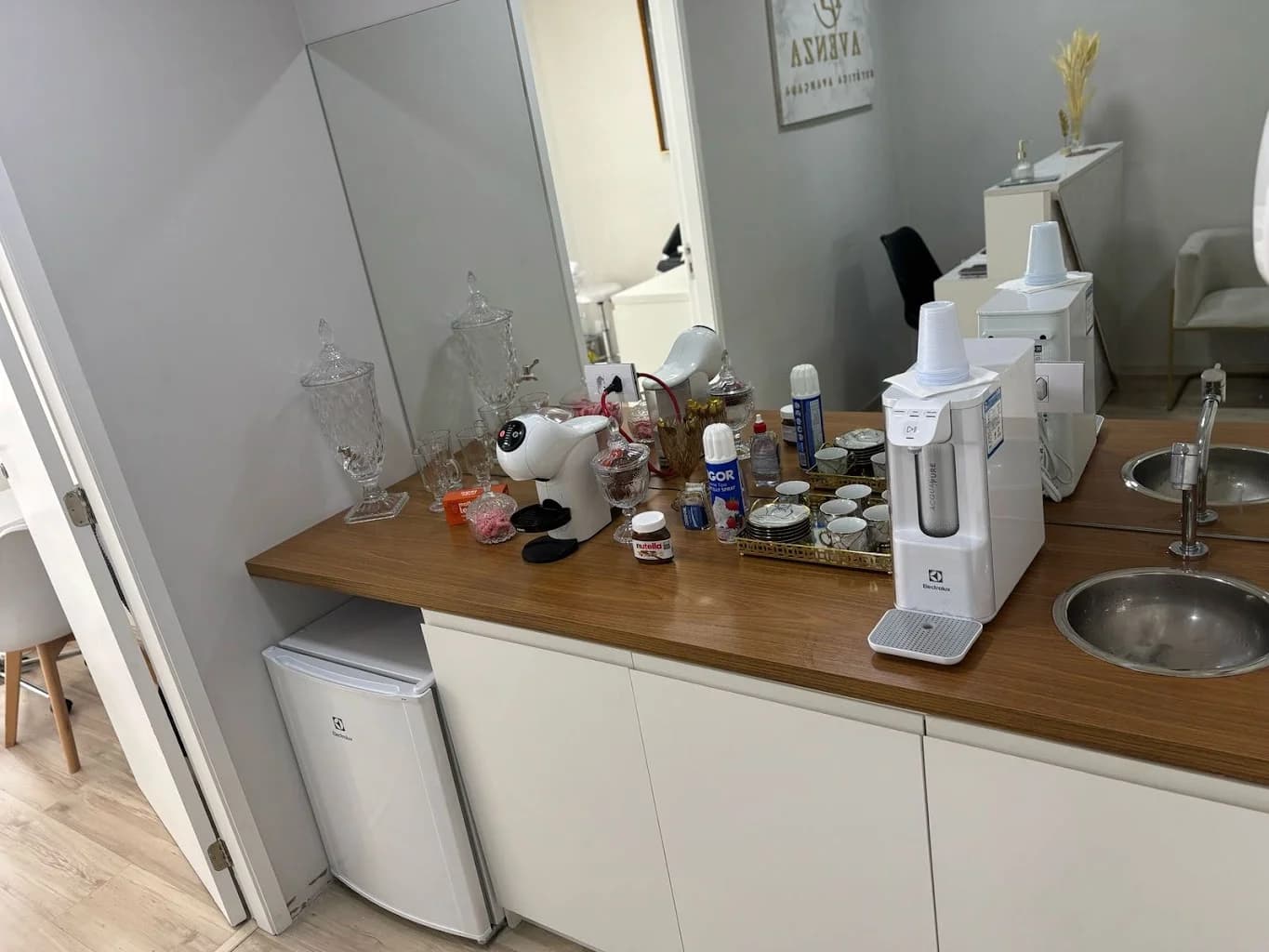 Avenza Estética Avançada - Laser Fotona - Botox de Rejuvenescimento - Peeling de Hollywood – foto 2