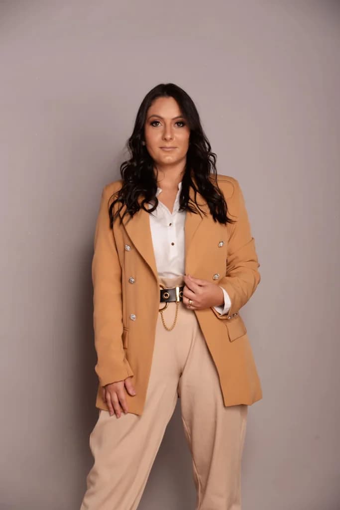 Estética Avançada - Stephany Cousseau