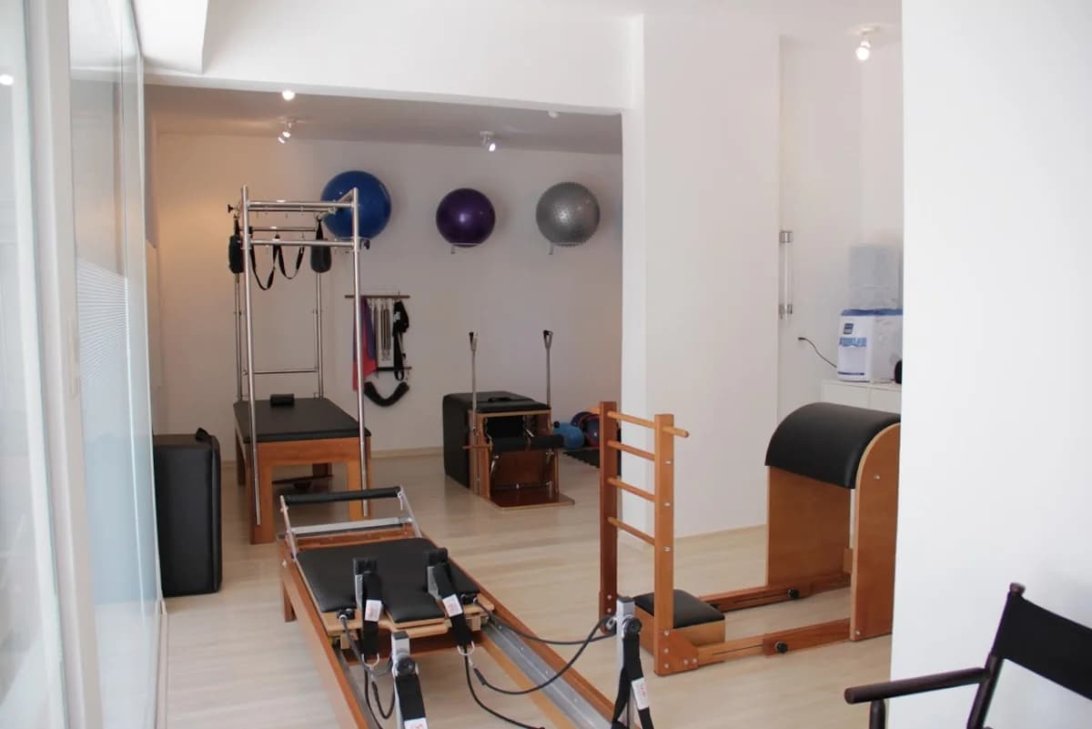 Vila Pilates e Fisioterapia | Fisioterapia ortopédica | Fisioterapeuta Belo Horizonte | Tratamento dor joelho – foto 1