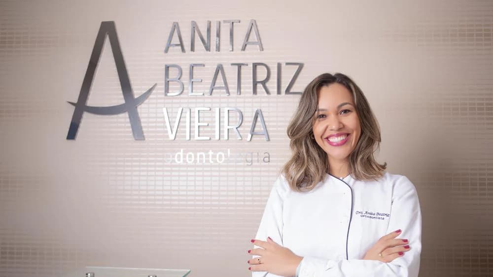Drª Anita Beatriz/ Dentista Salvador/ Dentista Caminho das Árvores/ Invisalign/ SouSmile – foto 1