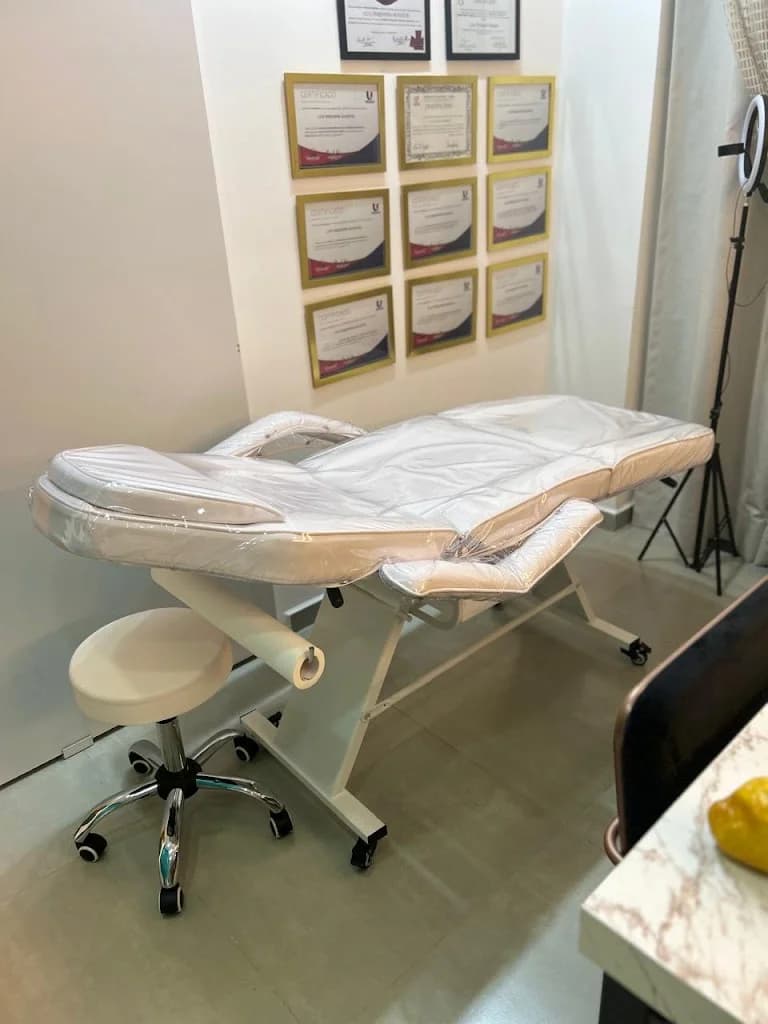 Dra Jackeline Broetto Molon - Harmonização Facial e Corporal em Toledo – foto 3