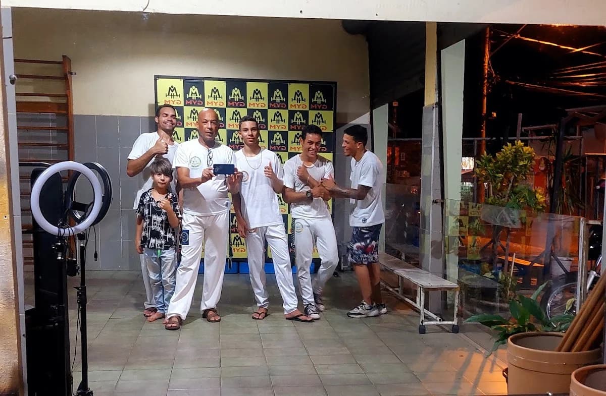 BASE MUTANTE – foto 2