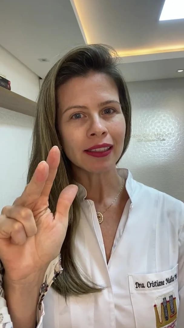 Dra Cristiane Malta Pires Vilela Damasceno – foto 2