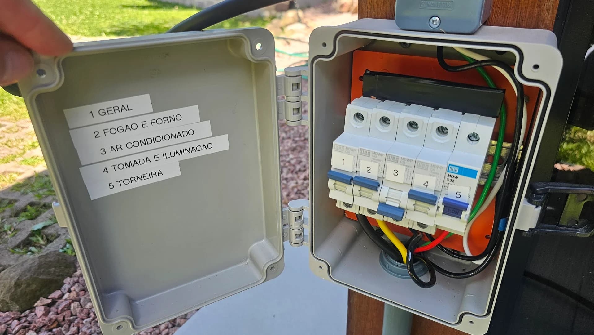 BS Instalações Elétricas e Hidráulicas – foto 2