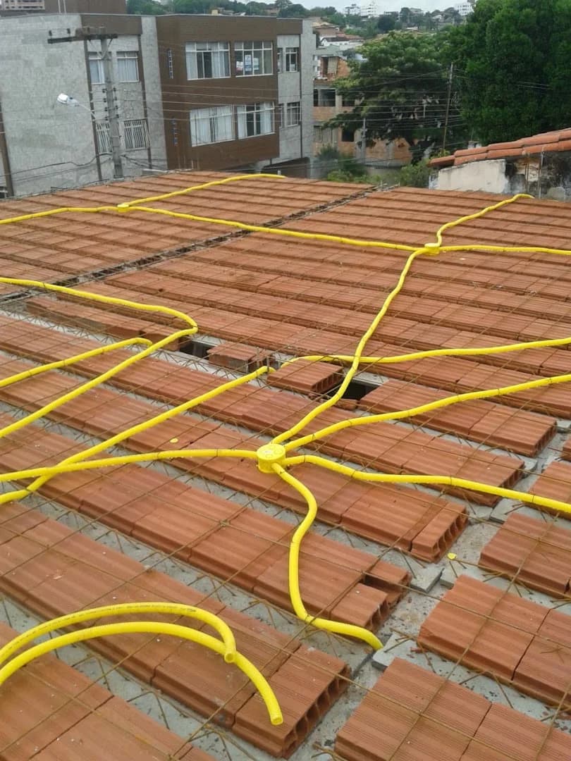 Esteves Soluções em Elétrica