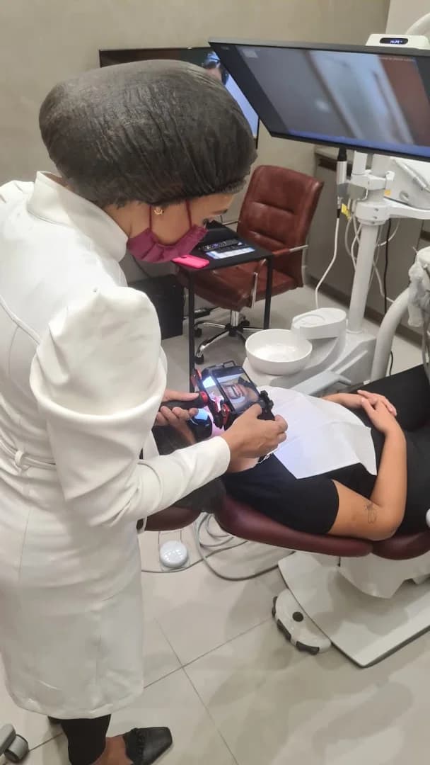 Clínica Dra Mariana Costa - Odontologia Avançada - Dentista Contagem