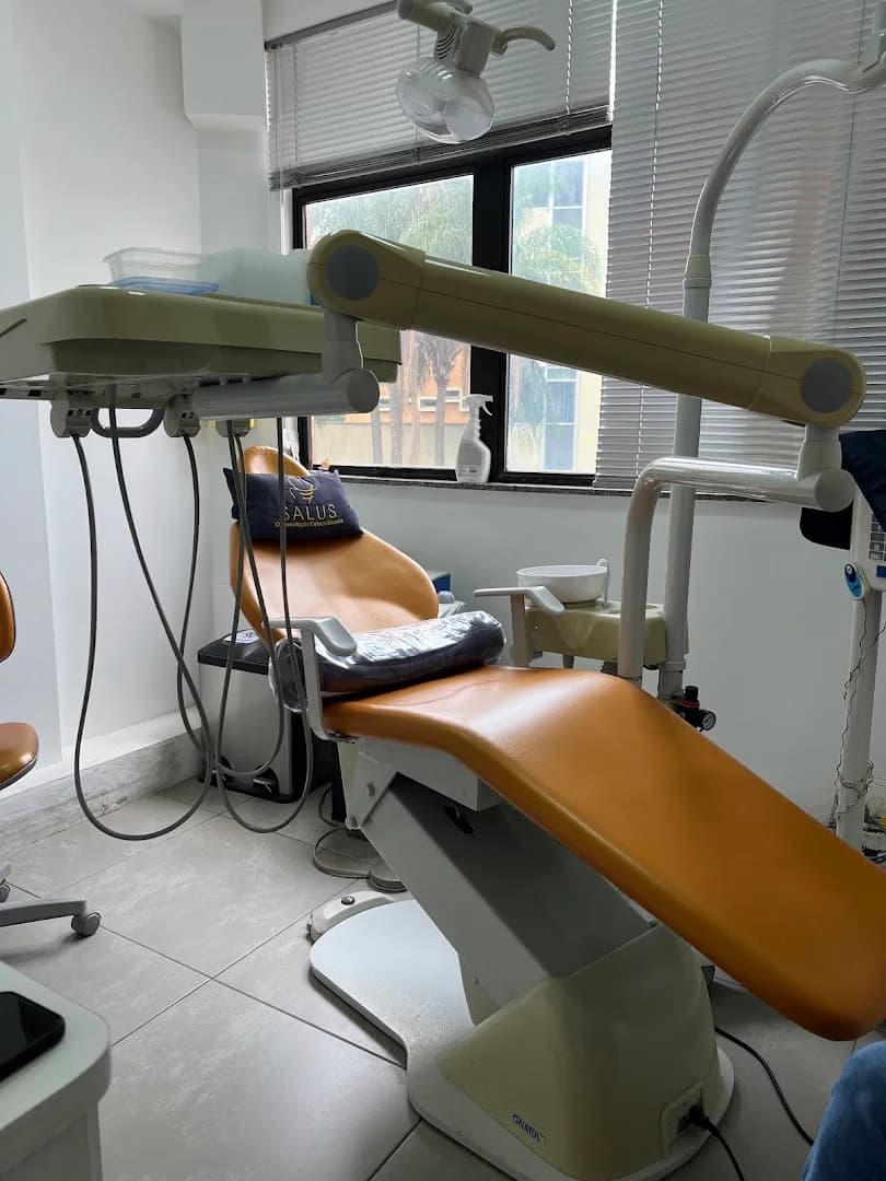 Dra Amanda Carvalho Cirurgiã-Dentista – foto 1