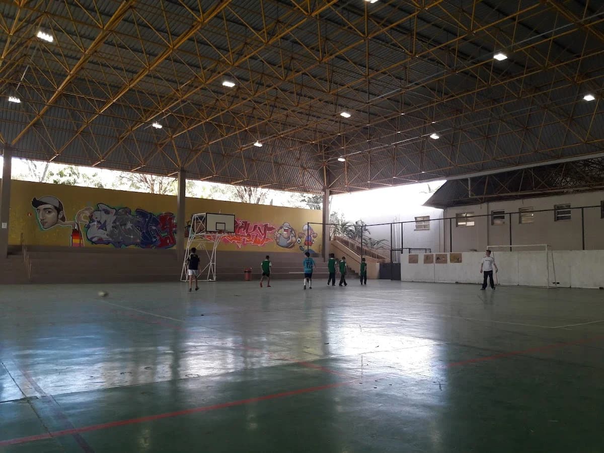 Pista de Atletismo UniCesumar – foto 1