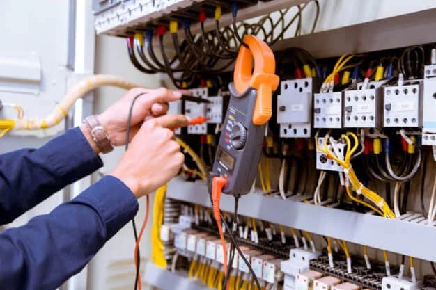 Eletricista Comercial e Industrial Campo Grande MS | Engenharia HLMS – foto 2