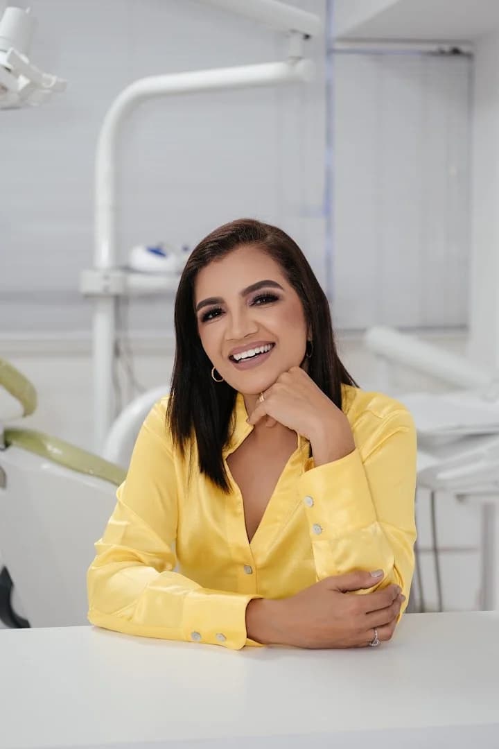 Dra. Rísia – foto 1