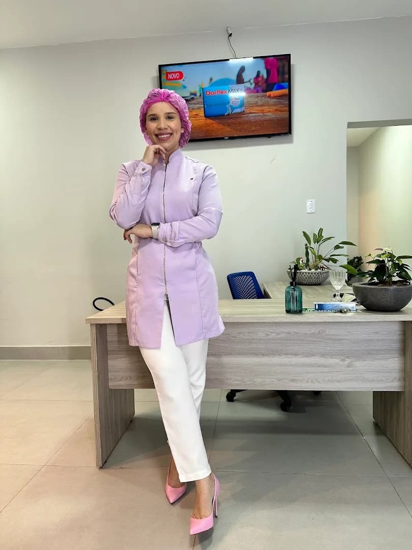 Dra. Paula Viana | Dentista | Bairro Lixeira - Cuiabá – foto 2