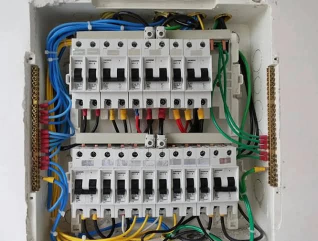 SR ELETRICISTA EM GOIÂNIA – foto 1
