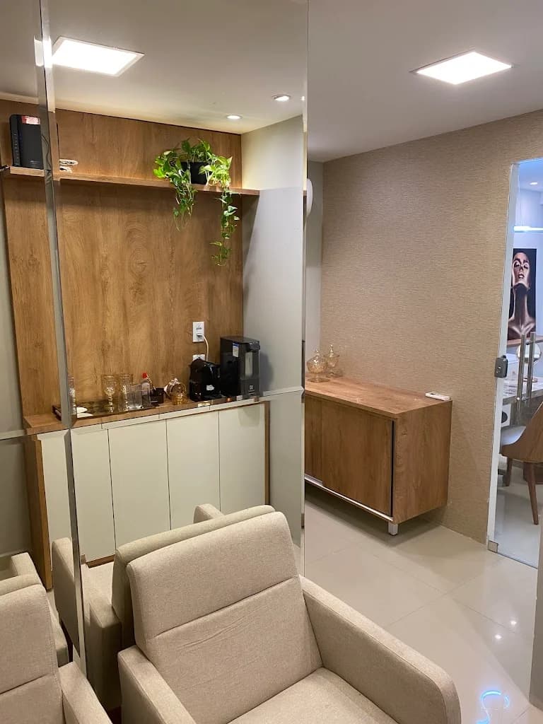 Dra. Paula de Sá - Harmonização Facial – foto 3