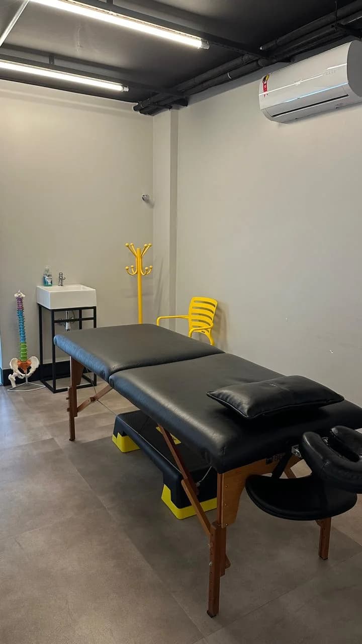 Fluir Fit Fisioterapia e Pilates: Acupuntura, Osteopatia, Quiropraxia, Lago Sul – foto 3