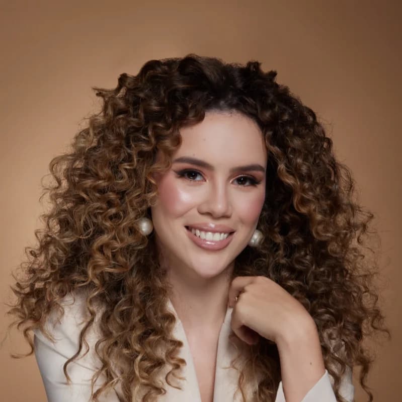 Dra Gabi | Harmonização Facial SP