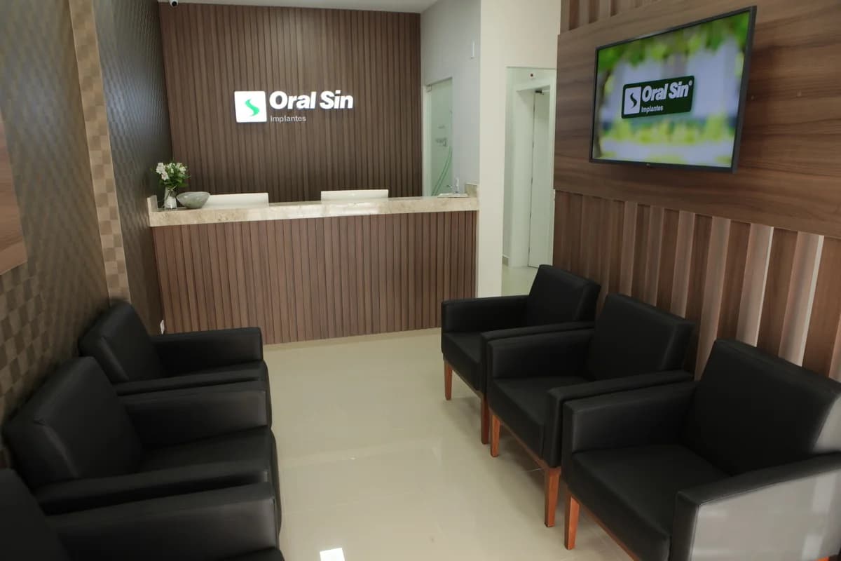 Oral Sin Implantes Colombo – foto 3