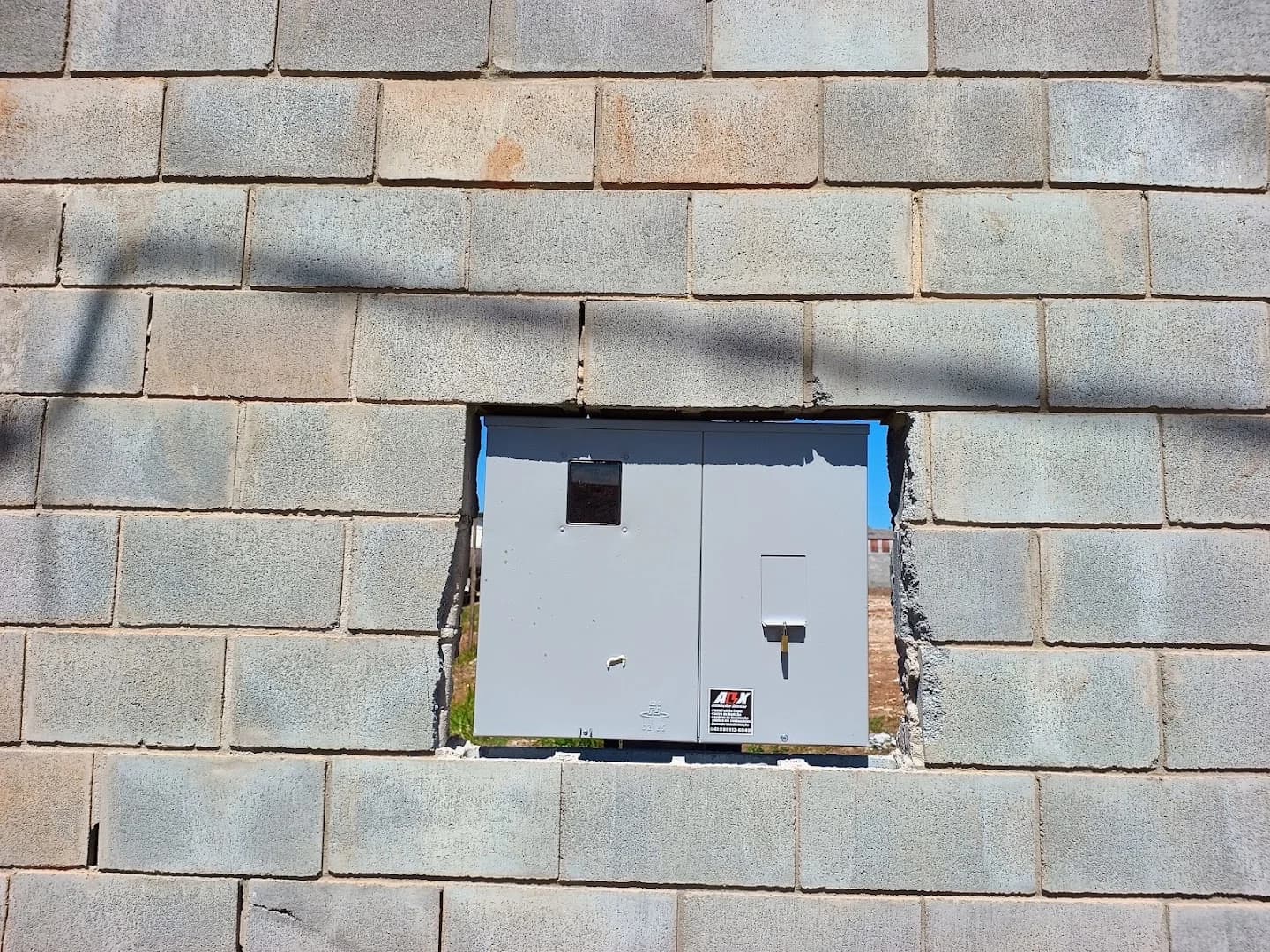 ALX Instalações Elétricas - Poste Padrão Copel – foto 3