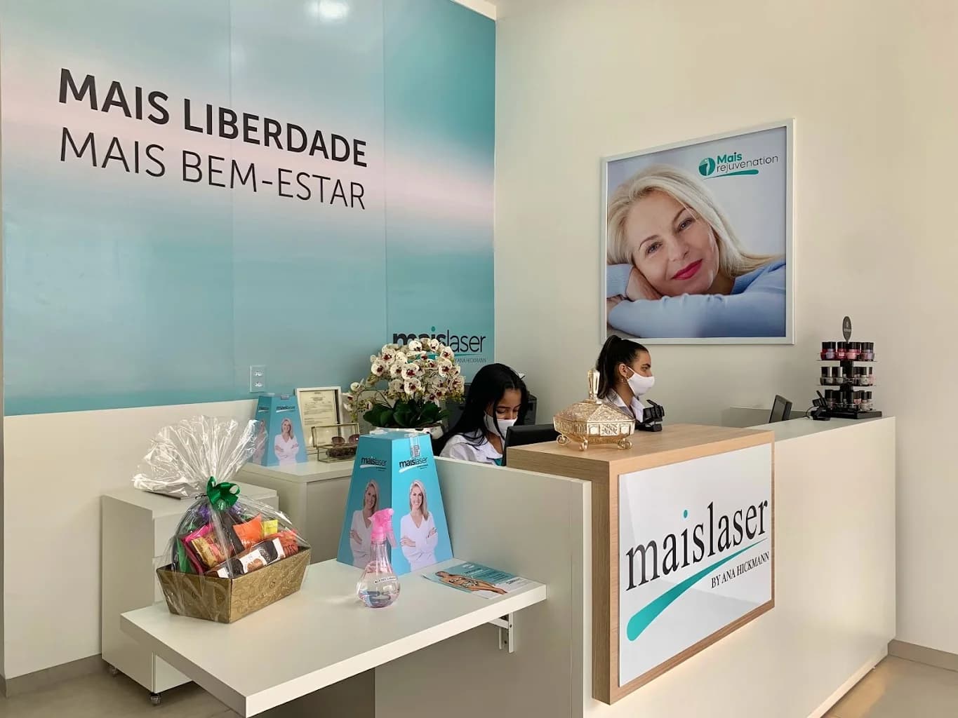 Maislaser By Ana Hickmann