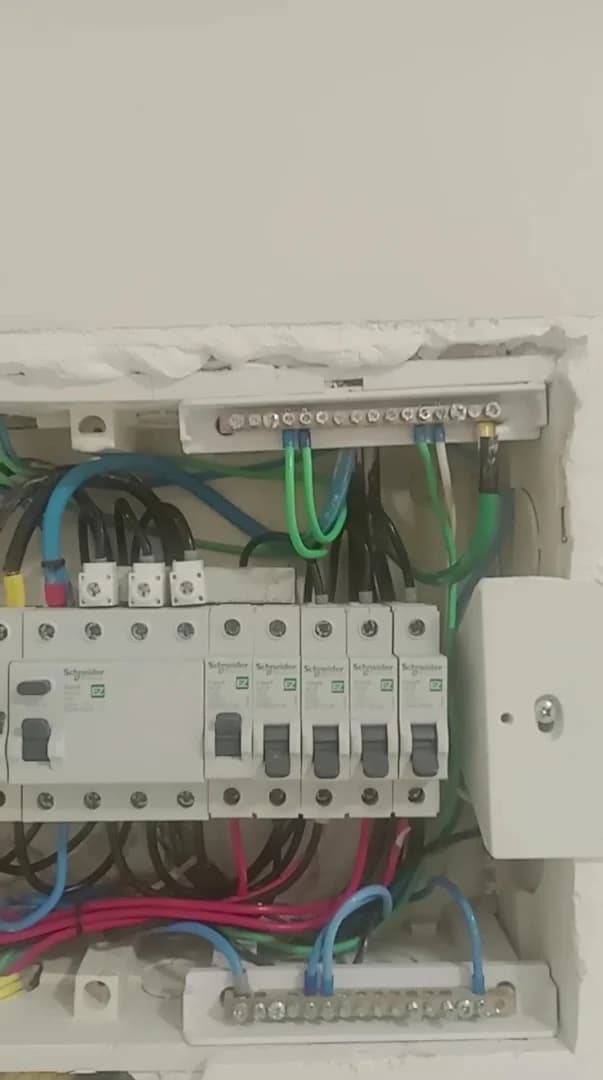 Eletricista "RICARDO" CAUCAIA, FORTALEZA E REGIÃO METROPOLITANA. – foto 3