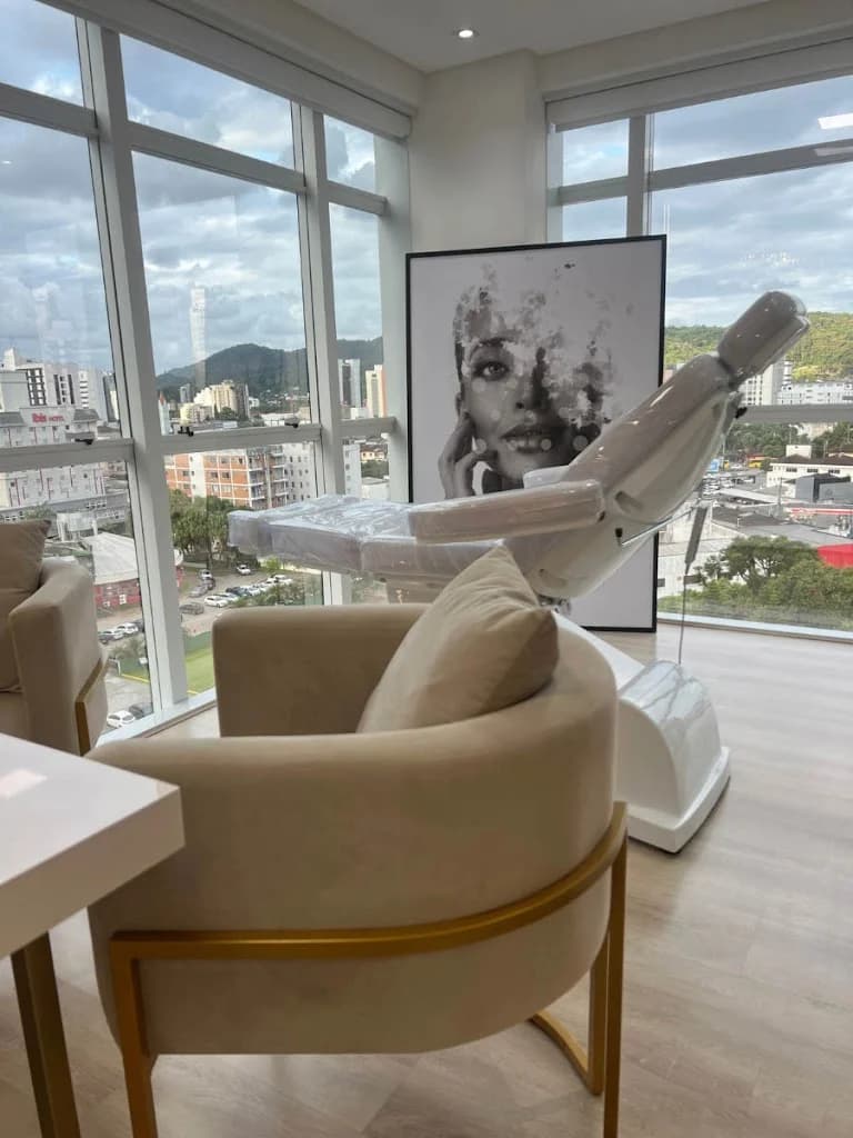 Dra. Jakelline Venturi - Harmonização Facial em Joinville.| Botox – foto 2