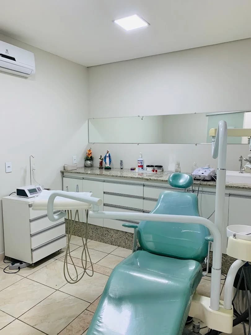 Bruna Silveira - Odontologia Especializada