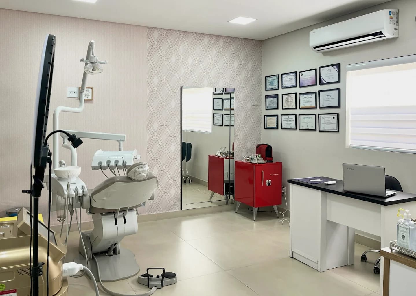 Dra. Amanda Esteves | Harmonização Facial – foto 2