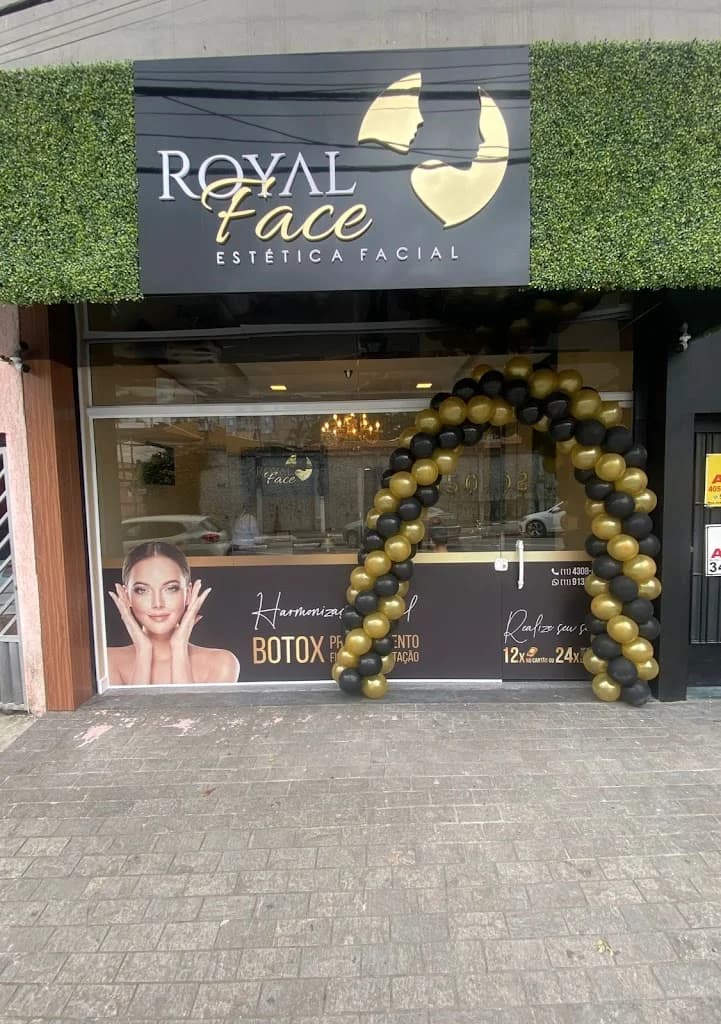 Royal Face – foto 1