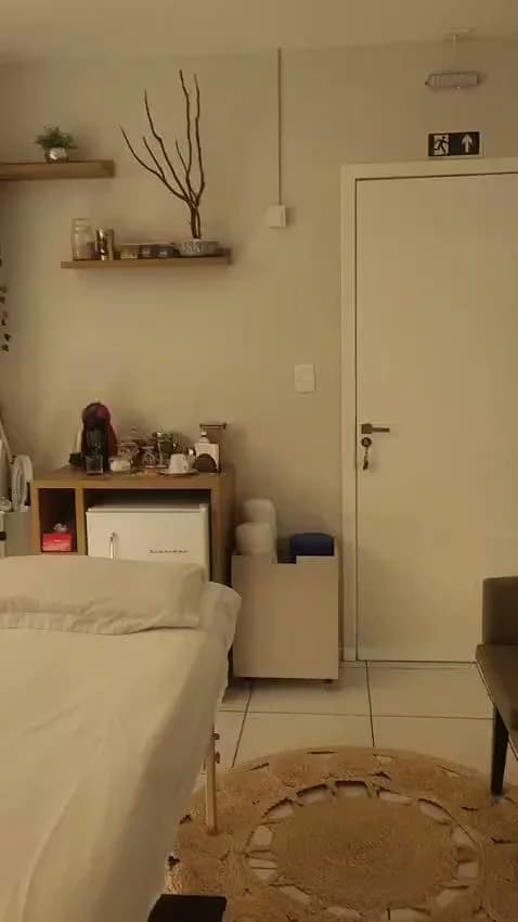 Massoterapeuta Aleksandra Corrêa | Massoterapeuta em Maringá