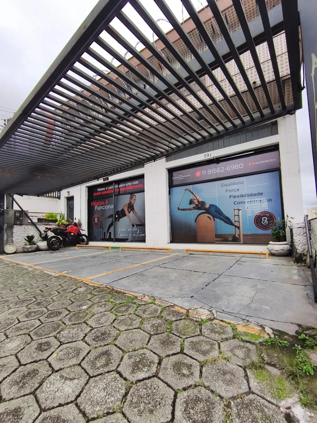 Studio 4 Action – foto 1