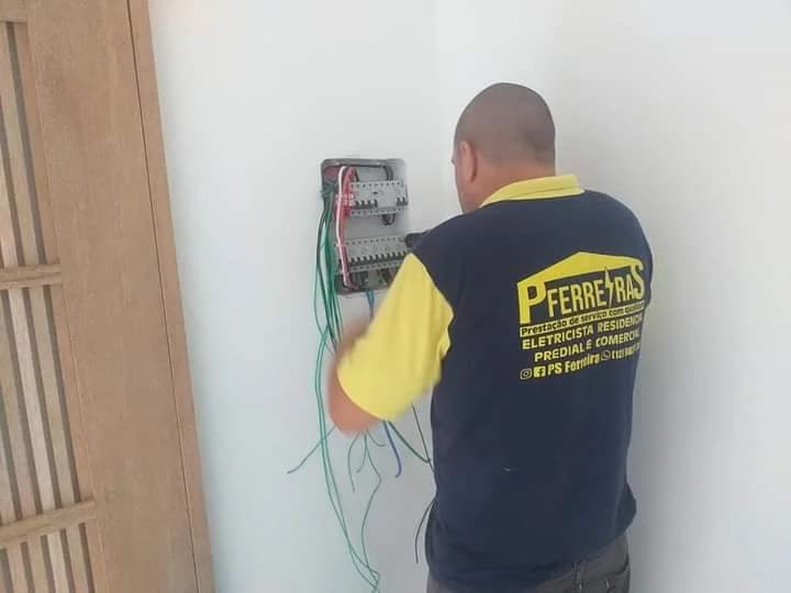 ELETRICISTA FERREIRA