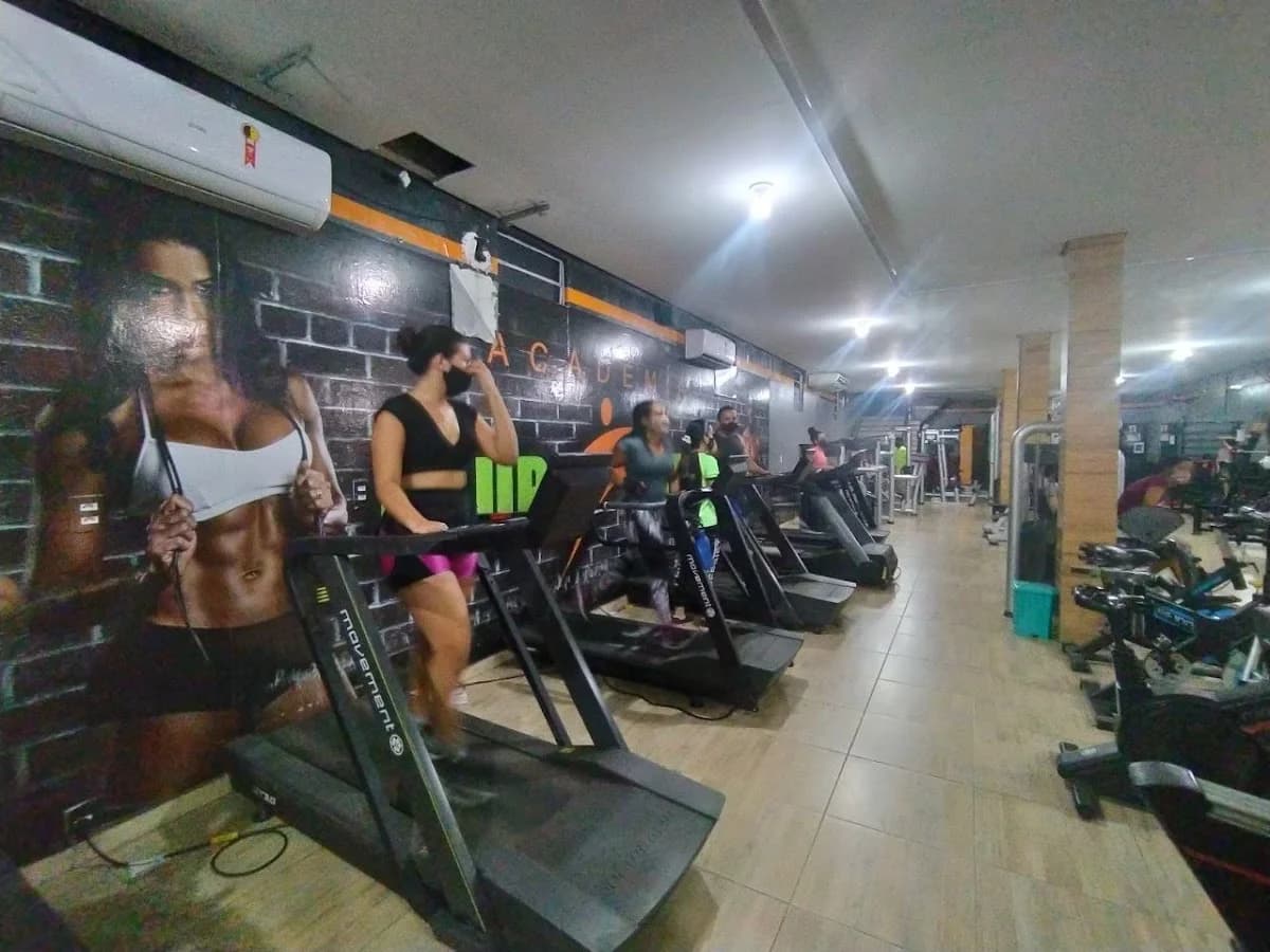 Academia Club Fitness – foto 2