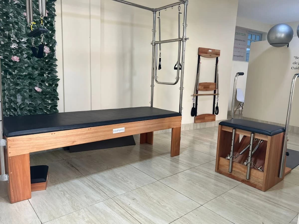 emyclin pilates e estética – foto 1