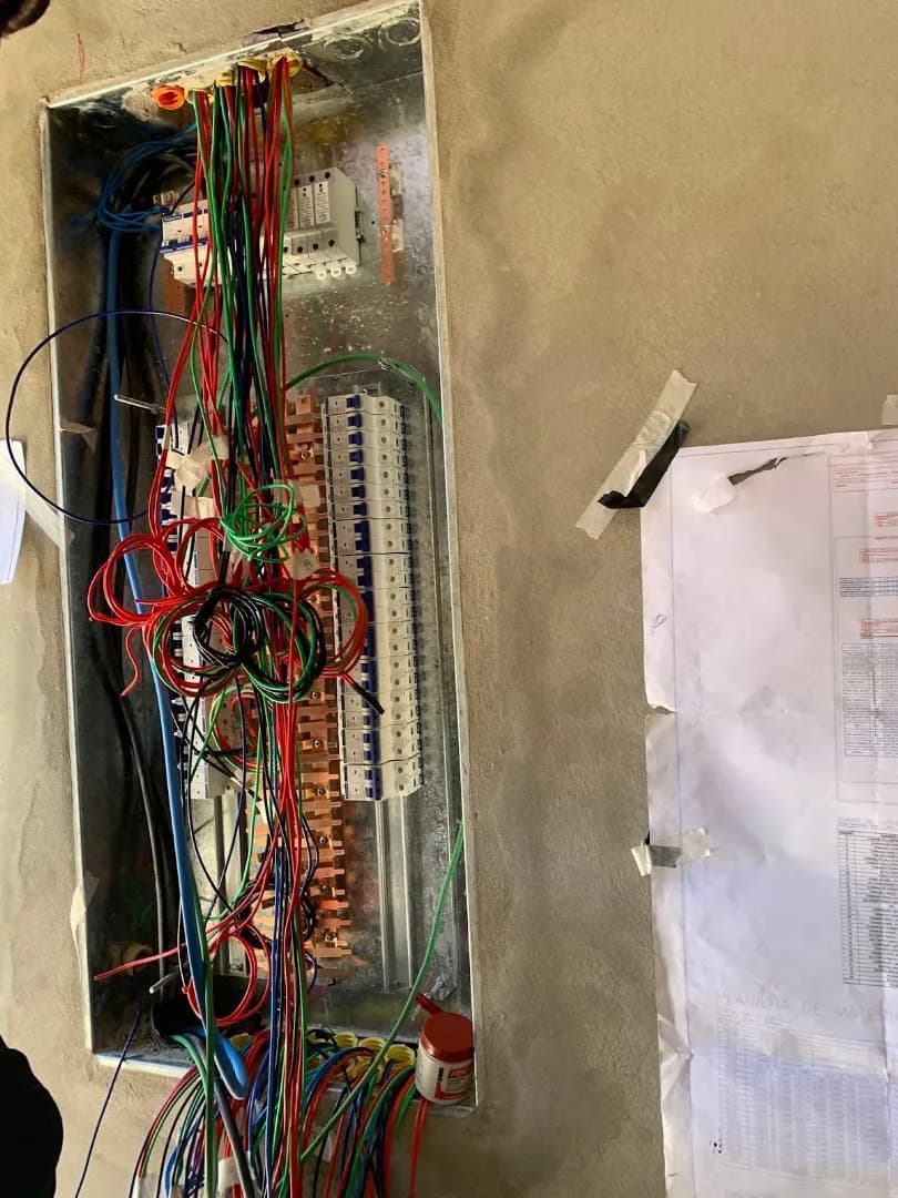 ELETRICISTA 24 horas - Eletrossini Serviços Elétricos – foto 1