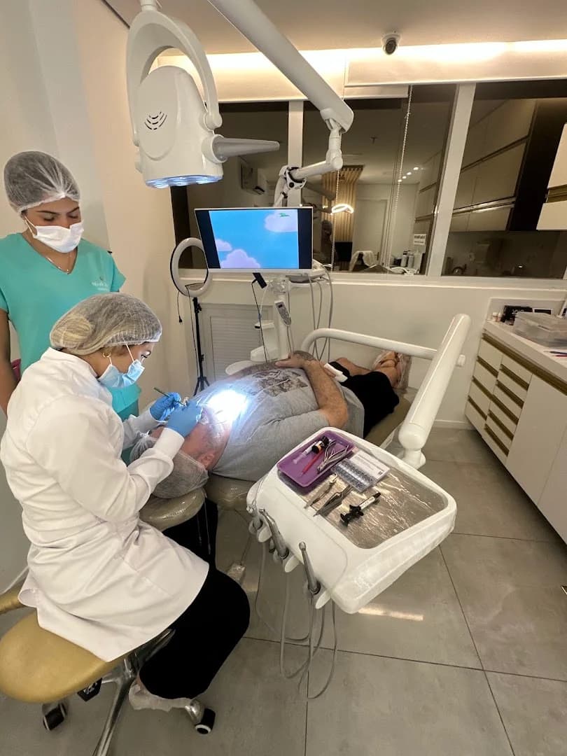 Clínica Odontológica 24H Teresina | Dra.Bruna Walleska Reis – foto 3